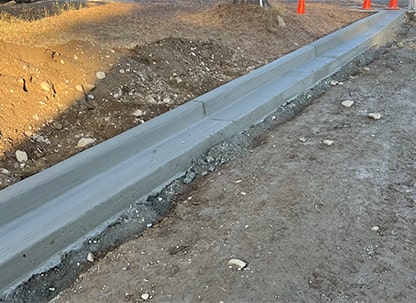 concrete_curb_and_gutter